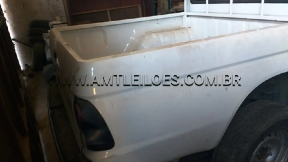 LOTE 039 - MARCA/MODELO: MITSUBISCH/L 200GL PLACA: IOF 6601    - CHASSI: 93XGNK7408C737234 FABRICAÇÃO/MODELO: 2007 / 2008 COR: BRANCA ENYA – COMBUSTÍVEL: DIESEL - UL DNIT SANTANA DO LIVRAMENTO