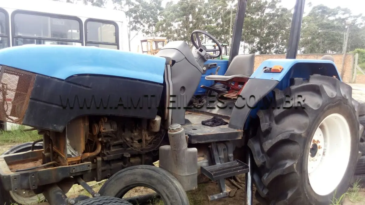LOTE 005 - TRATOR NEW HOLLAND TL 75 - E 4X2