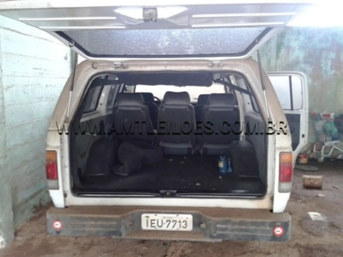 LOTE 042 - MARCA/MODELO: IMP/GM D20 PLACA: IEU 7713 - CHASSI: 8AG244NDTTA114200 FABRICAÇÃO/MODELO: 1996/1996 COR: BRANCA – COMBUSTÍVEL: DIESEL - UL DNIT CRUZ ALTA