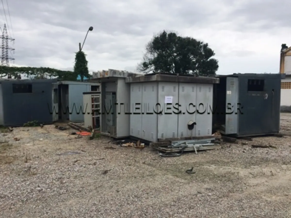 LOTE 036 - 14 PEÇAS DE CUBÍCULO BLINDADO ENTR/SAÍDA, TRAFO 13,8 KV, MATL. 21675, LOTE EXCLUSIVO ME/EPPs, VALOR UNITÁRIO R$ 400,00, CLASSE II A, LOCAL P/ RETIRADA 2000