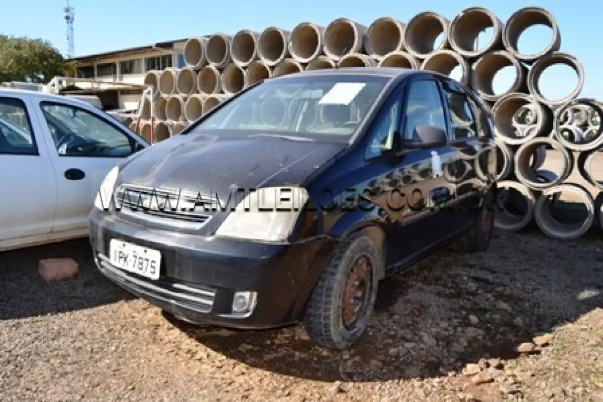 LOTE 018 - Automóvel Meriva, Marca GM, modelo Joy, ano de fabricação 2008, modelo 2009, chassi nº 9BGXL75809C144150, cor preta, Placa IPK 7875