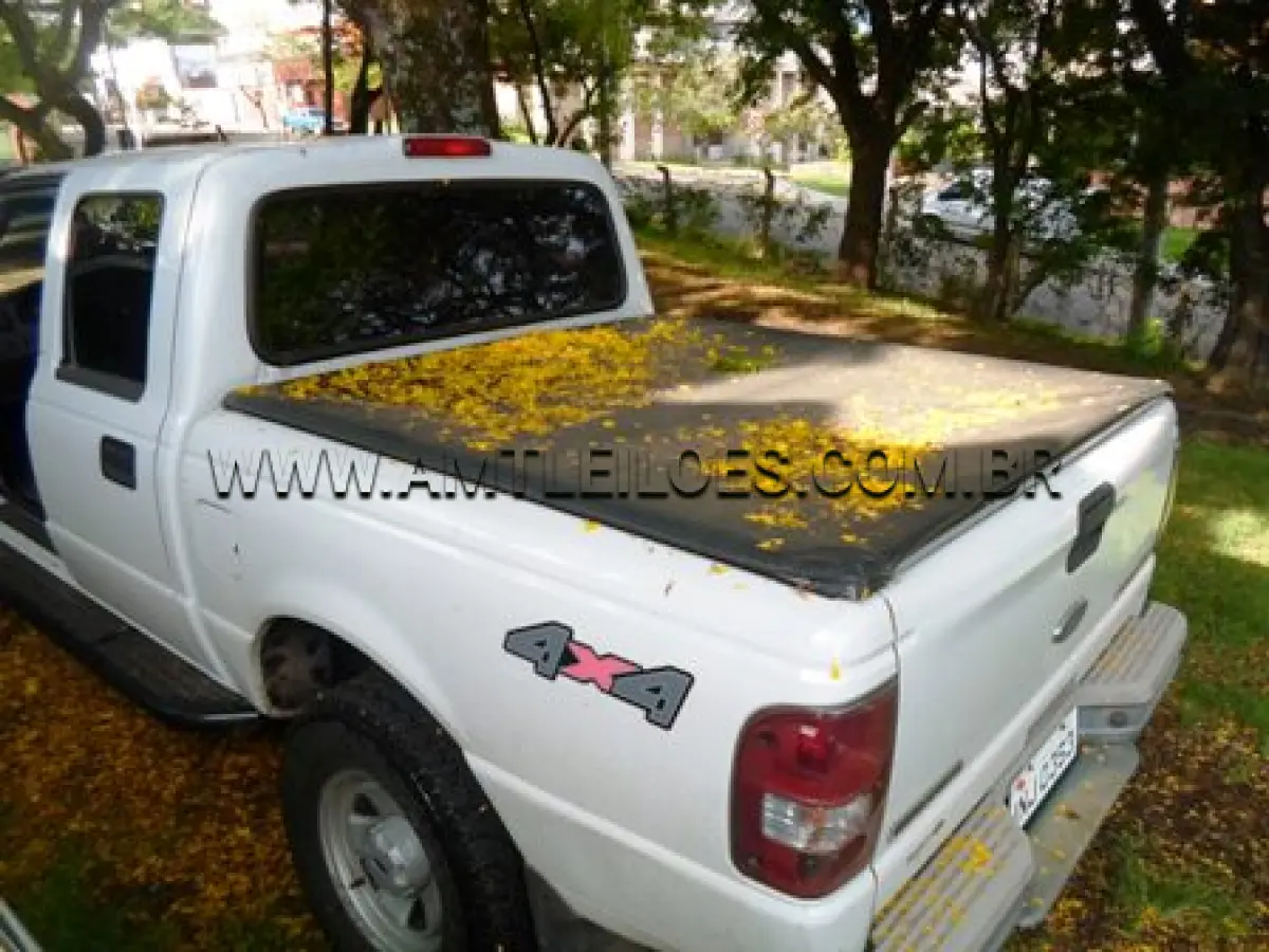 LOTE 001 - MARCA/MODELO: I/FORD RANGER XL 13P PLACA: INJ 0353 - CHASSI: 8AFER13P37J006057 FABRICAÇÃO/MODELO: 2006/2007 COR: BRANCA – COMBUSTÍVEL: DIESEL - UL DNIT URUGUAIANA