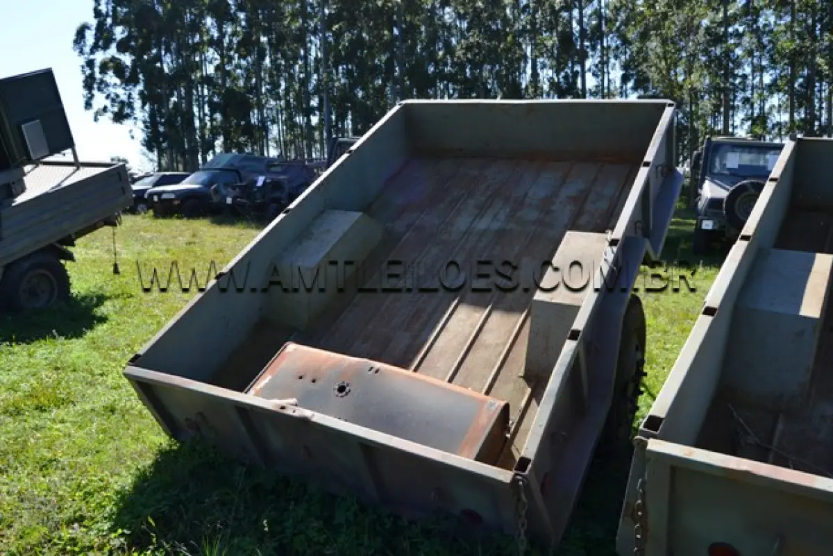 LOTE 039 - REBOQUE, CARGA, EMPREGO GERAL, 1 ½ Ton, 2R/ MARCA RODOVIÁRIA ANO: 1977 CHASSI: 36341734
