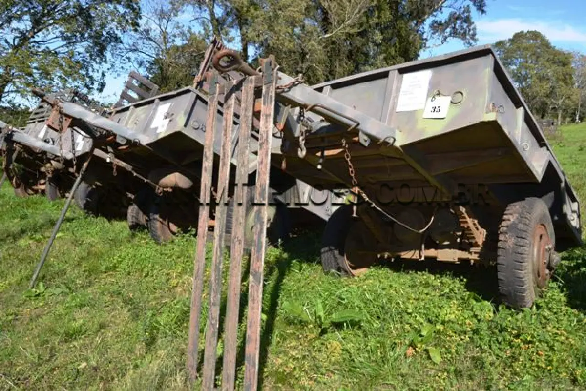 LOTE 035 - REBOQUE 1 ½ Ton, 2R/ MARCA F CURITIBA ANO: 1974 CHASSI: 012