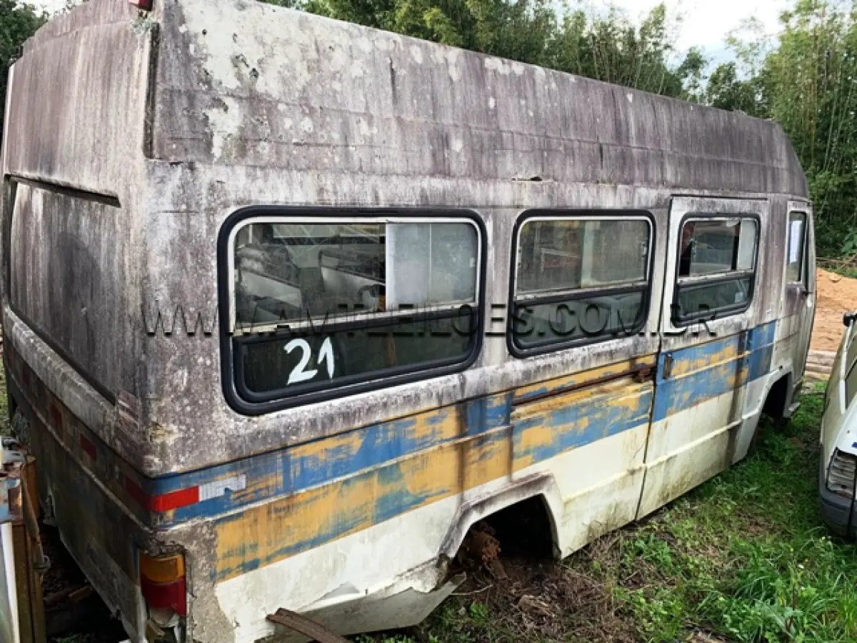 LOTE 034 - MARCA/MODELO: MICRO AGRALE/ULTRAVAN FD PLACAS: IBN 3081 ANO: 1994 – COR: BRANCA RENAVAM: 618452273