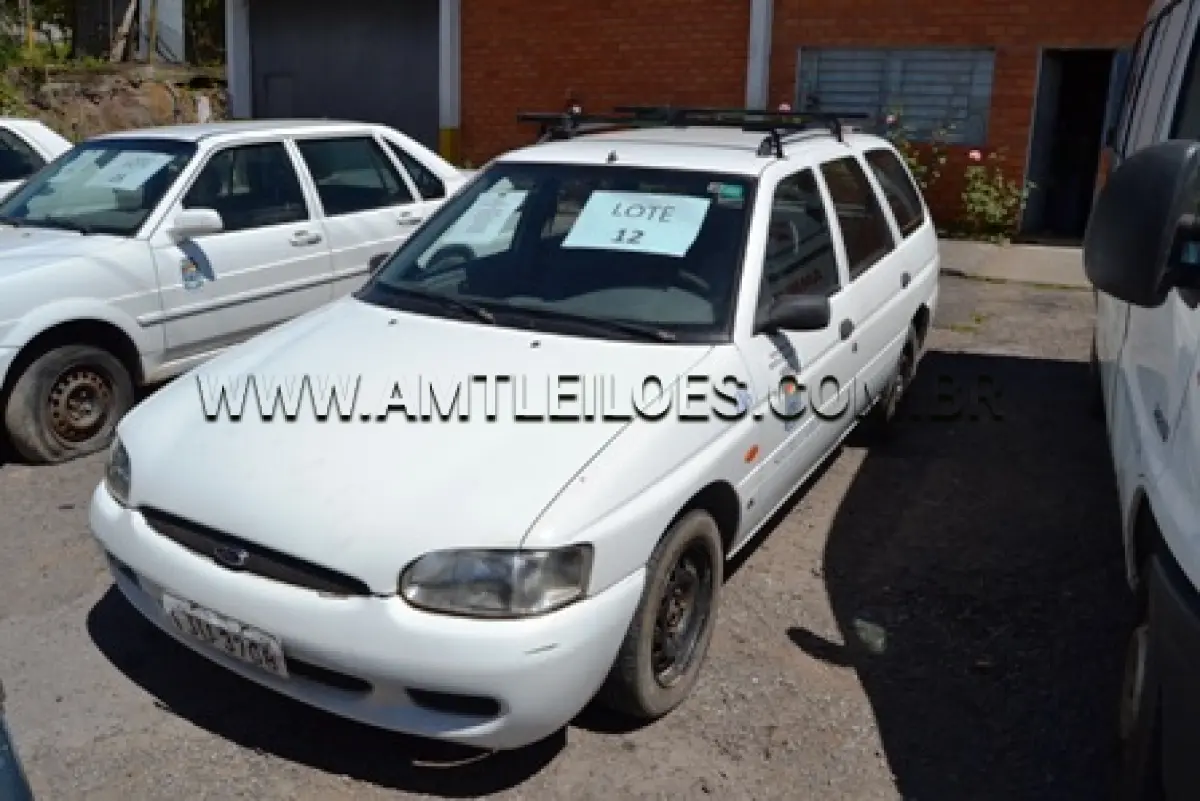 LOTE 012 - FORD/ESCORT GL 1.6F, ANO: 2000, COR BRANCA, GASOLINA, PLACA: IJU 3708