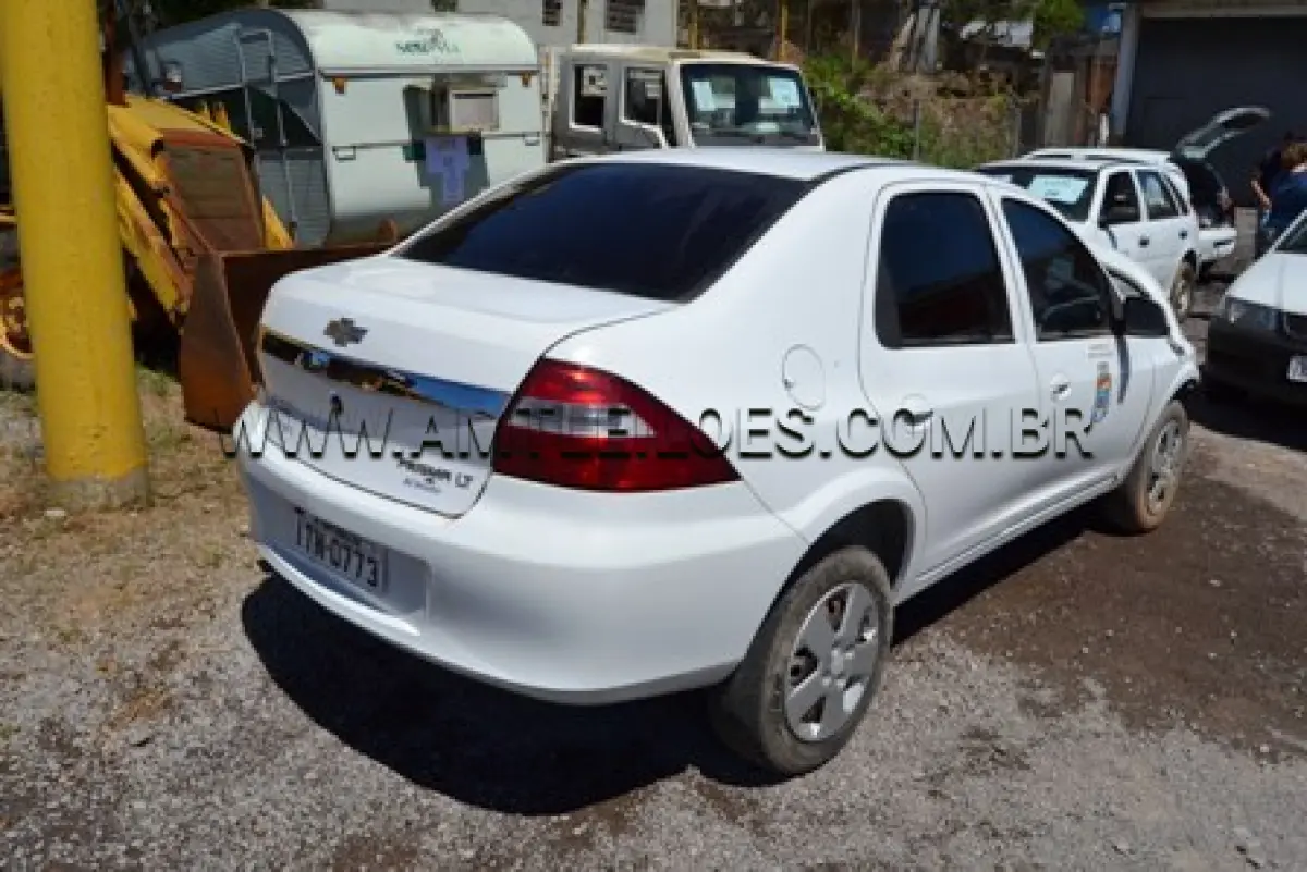 LOTE 016 - CHEVROLET/PRISMA SEDAN 4 PORTAS LT, ANO: 2012, COR: BRANCA, ÁLCOOL/GASOLINA,  PLACA: ITN 0773