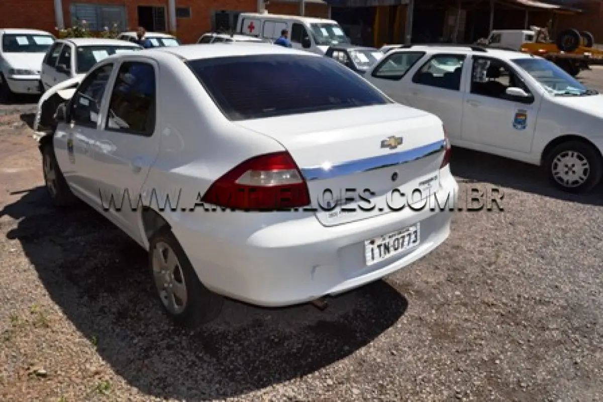 LOTE 016 - CHEVROLET/PRISMA SEDAN 4 PORTAS LT, ANO: 2012, COR: BRANCA, ÁLCOOL/GASOLINA,  PLACA: ITN 0773