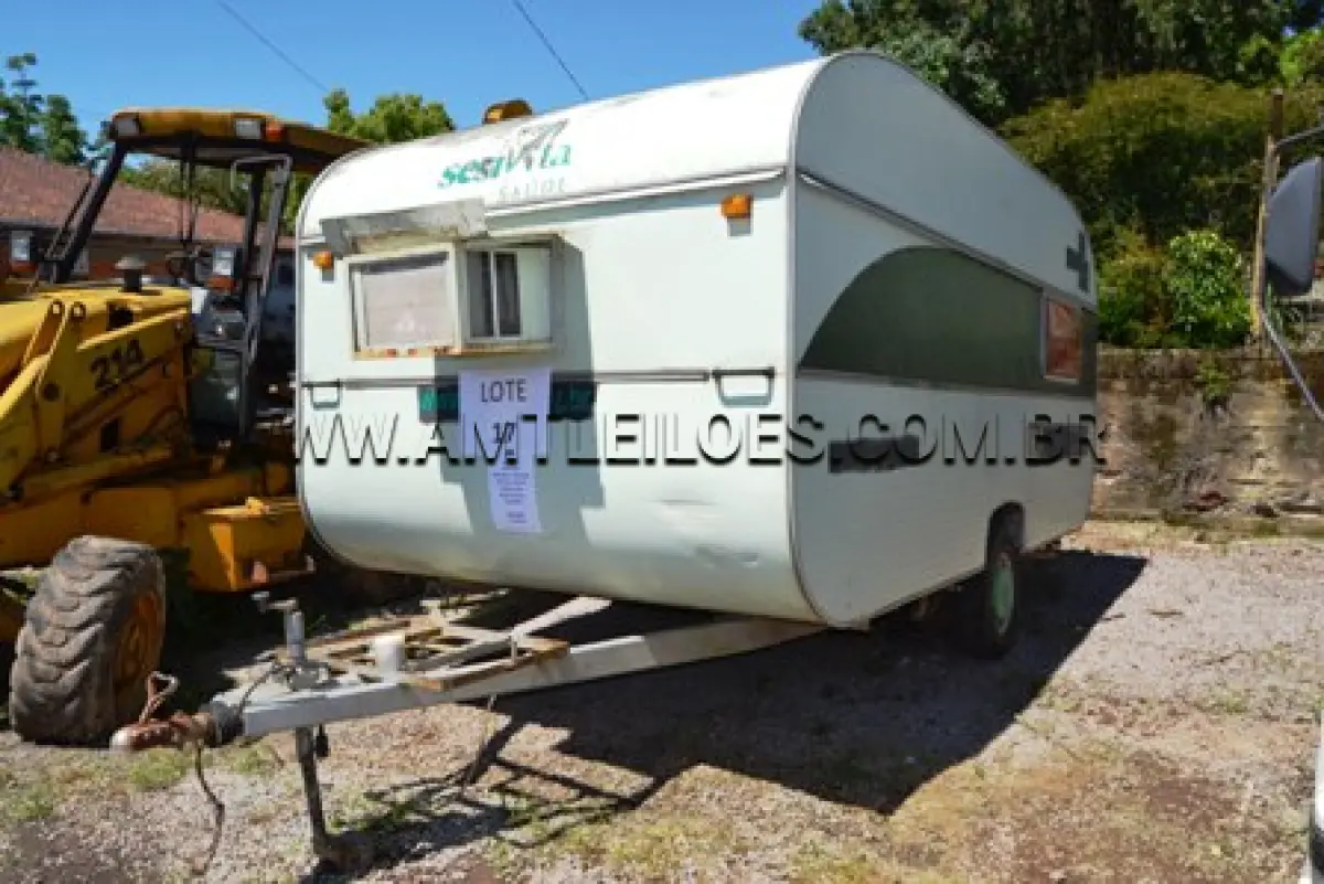 LOTE 017 - TURISCAR BRILHANTE/REBOQUE/TRAILLER COM CAPACIDADE 000,30T, ANO: 1995, COR VERDE, PLACA: ICQ 4126