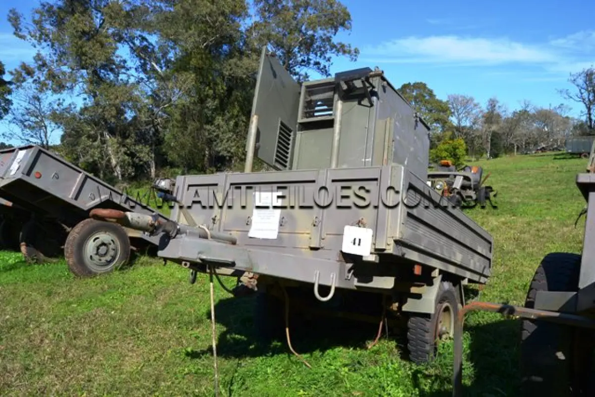LOTE 041 - REBOQUE ESPECIALIZADO GERADOR SM2000, 2 Ton, 2R/ SCATTOLINI ANO: 1998 CHASSI: ZA62M2000TMA00016