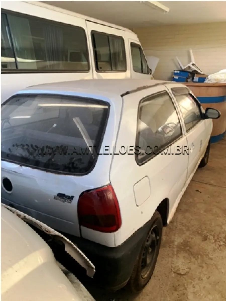 LOTE 006 - MARCA/MODELO: VW/GOL SPECIAL PLACA: IJH 3950 FABRICAÇÃO/MODELO: 1999/2000 RENAVAM: 729410730 COR: BRANCA COMBUSTÍVEL: GASOLINA