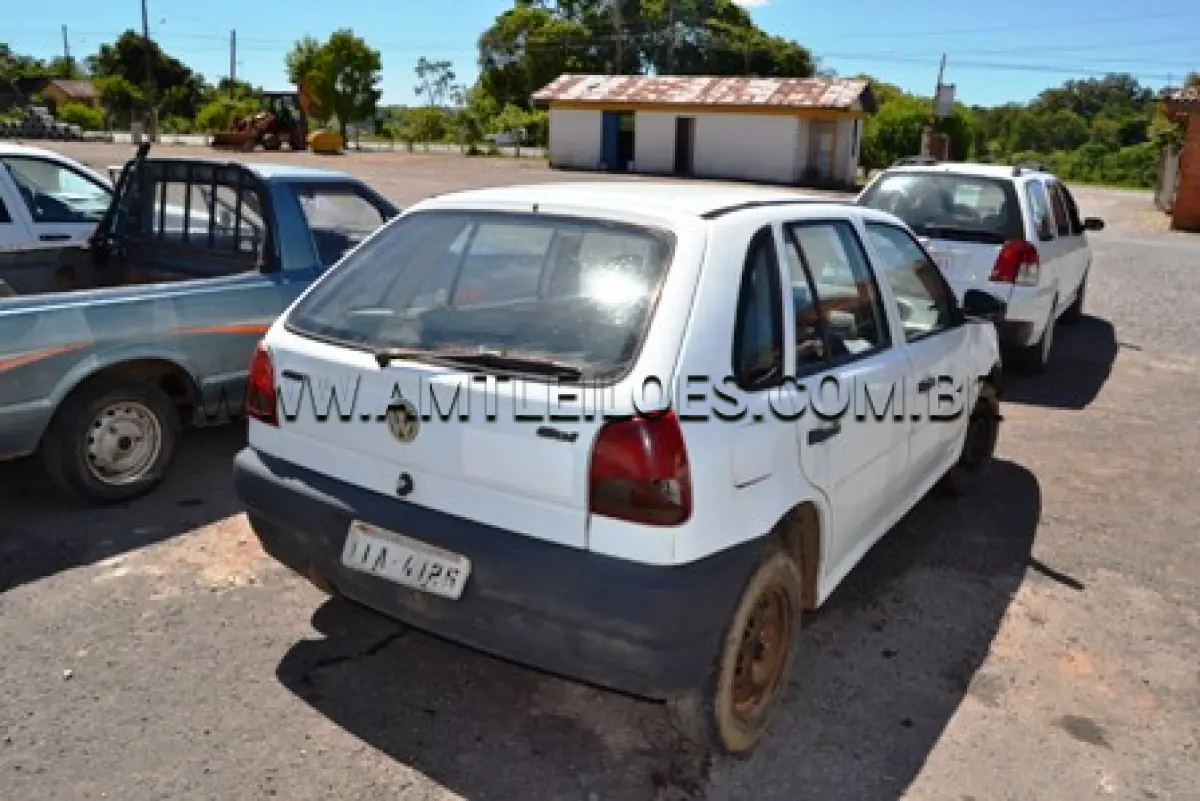 LOTE 006 - VW/GOL 16V, ANO: 1998/1999, COR BRANCA, GASOLINA, PLACA: IIA 4125