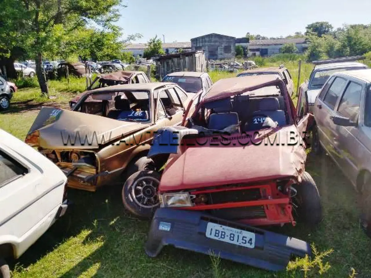 LOTE 321 - SUCATAS: FORD/BELINA II (+), ANO: 1980/1980, PLACA: IBW3668; FIAT/UNO S 1.5 (+), ANO: 1993/1993, PLACA: IBB8154; FORD/BELINA L, ANO: 1983/1984, PLACA: IHS5821; VW/GOL (+), ANO: 1980/1980, PLACA: IBV2701; FIAT/ELBA CS (+), ANO: 1987/1987, PLACA: IBU3814; FORD/BELINA II (+), ANO: 1983/1983, PLACA: IBV6955; FORD/FIESTA GL (+), ANO: 2000/2000, PLACA: MAT8284