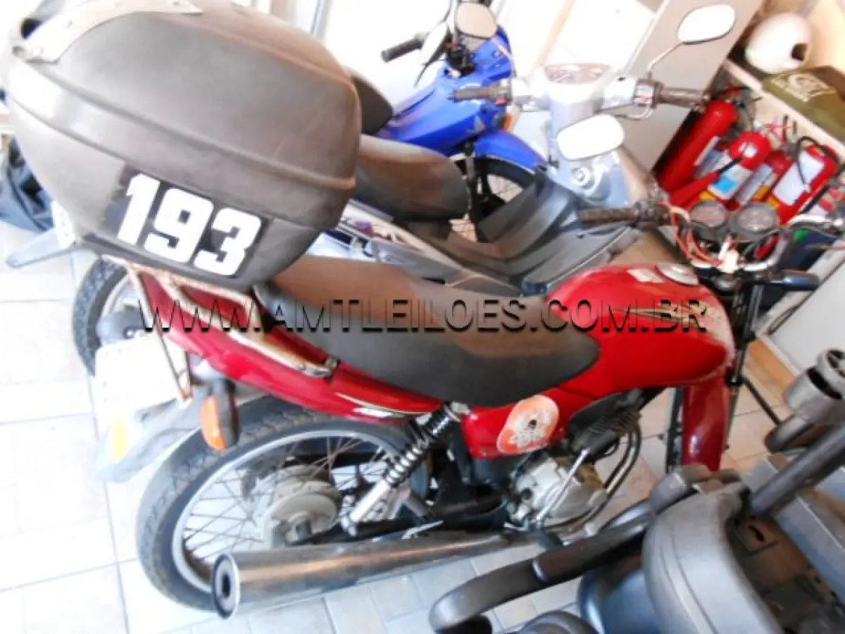 LOTE 012 - MARCA/MODELO: MOTOCICLETA HONDA/CG 125 TITAN KSE; ANO/MODELO: 2003/2004