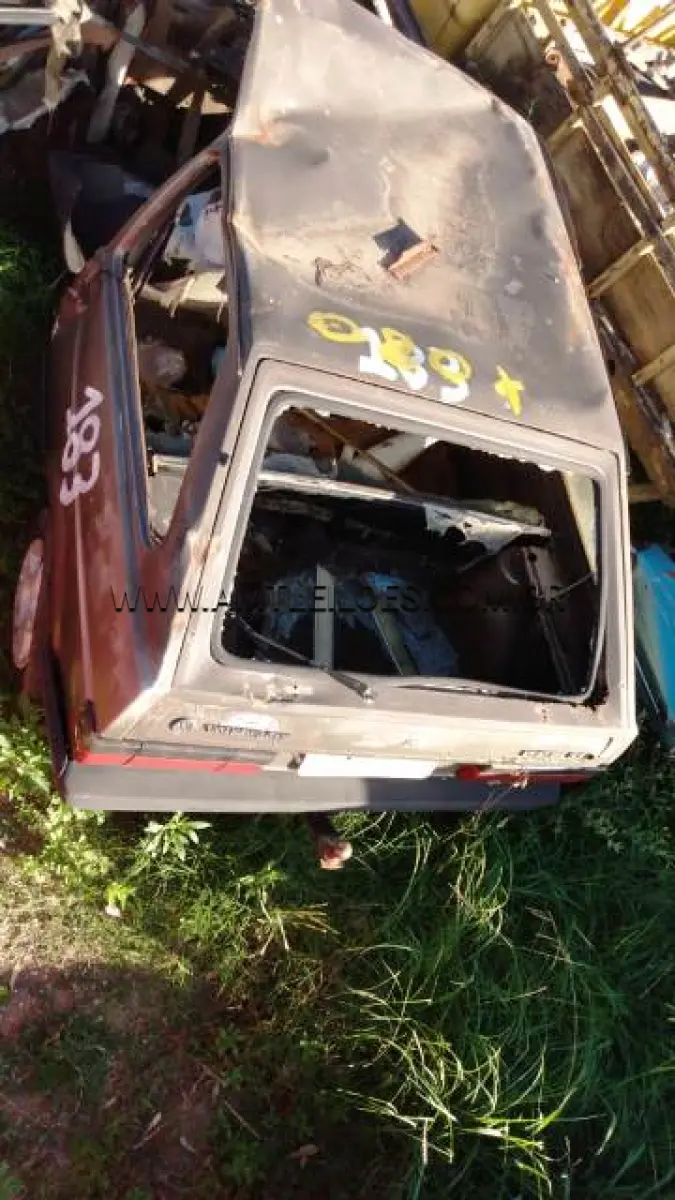LOTE 080 - SUCATAS: VW/GOL CL (+), ANO: 1989/1989, PLACA: IIA1124; IMP/RENAULT CLIO RT, ANO: 1997/1997, PLACA: IGR5069; VW/FUSCA 1300 (+), ANO: 1978/1978, PLACA: IEC3808; GM/CHEVETTE, ANO: 1977/1977, PLACA: IBS7021