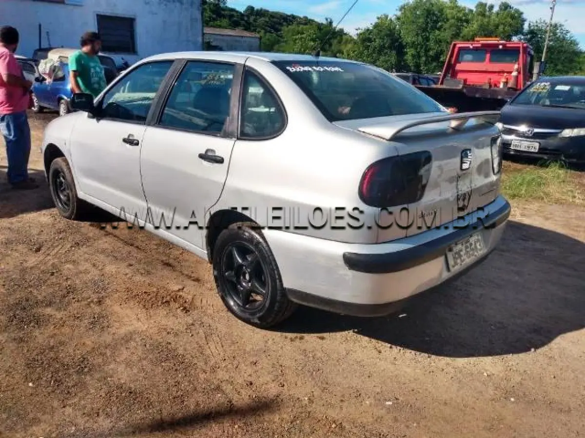 LOTE 278 - I/SEAT CORDOBA, PLACA: JPE6543, ANO: 2000/2001