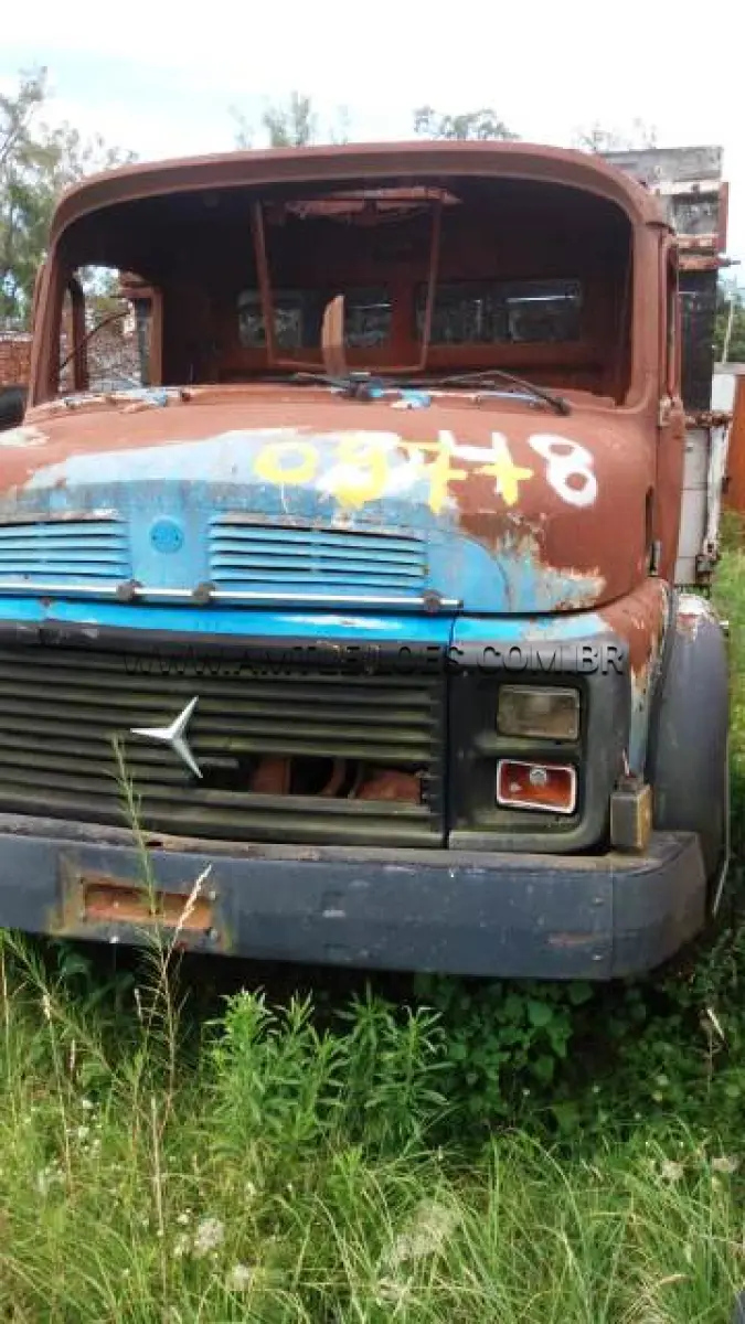 LOTE 097 - SUCATA: M.BENZ/L 1118 (+), ANO: 1989/1989, 
PLACA: IGI6392