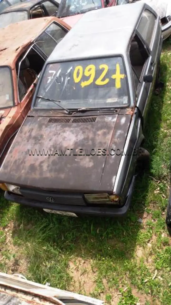 LOTE 092 - SUCATAS: FIAT/UNO MILLE EP (+), ANO: 1996/1996, PLACA: IEU4968; VW/PARATI S (+), ANO: 1985/1985, PLACA: ICP3305; FORD/FIESTA GL (+), ANO: 2001/2001, PLACA: IJZ7163; I/PEUGEOT 206 SOLEIL (+), ANO: 2000/2001, PLACA: MBE2321; FIAT/PALIO ELX FLEX (+), ANO: 2009/2010, PLACA: IQH7009