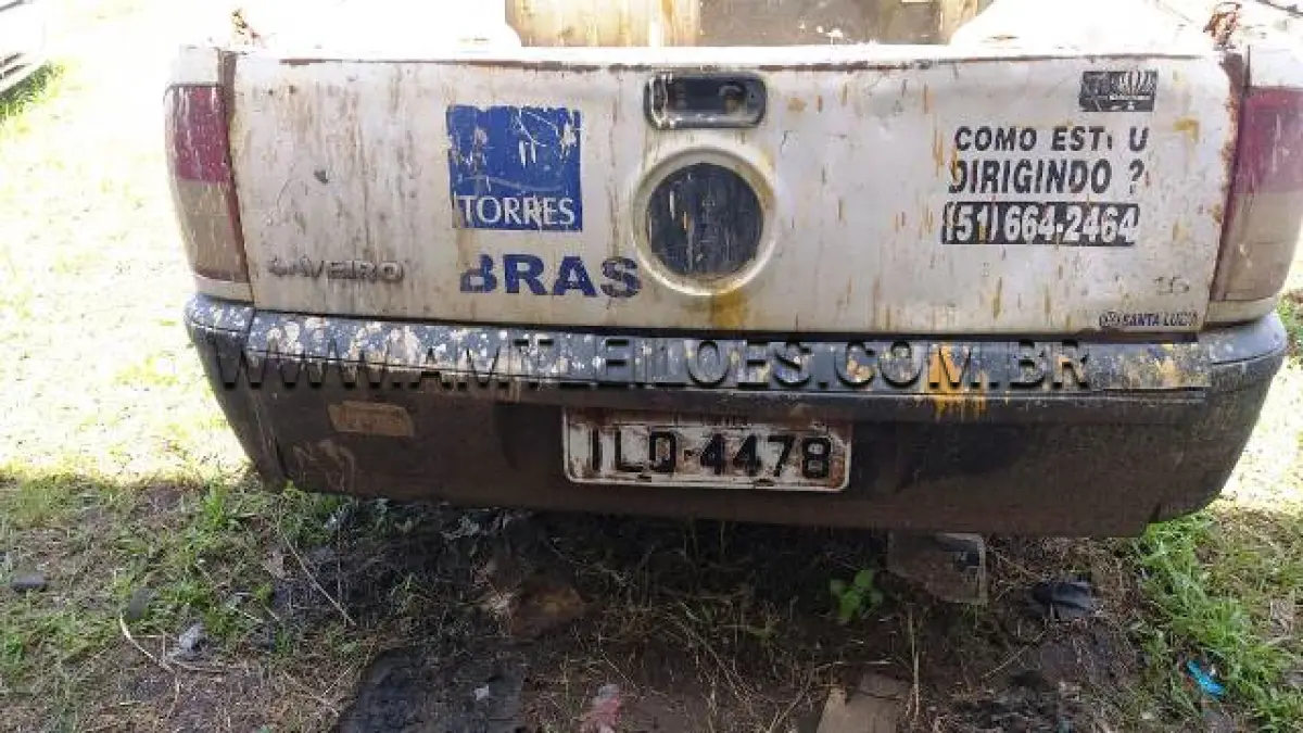 LOTE 030 - MARCA/MODELO: VW/SAVEIRO 1.6; ANO/MODELO: 2003/2004