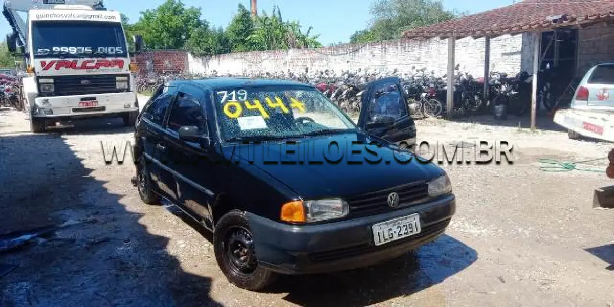 LOTE 044