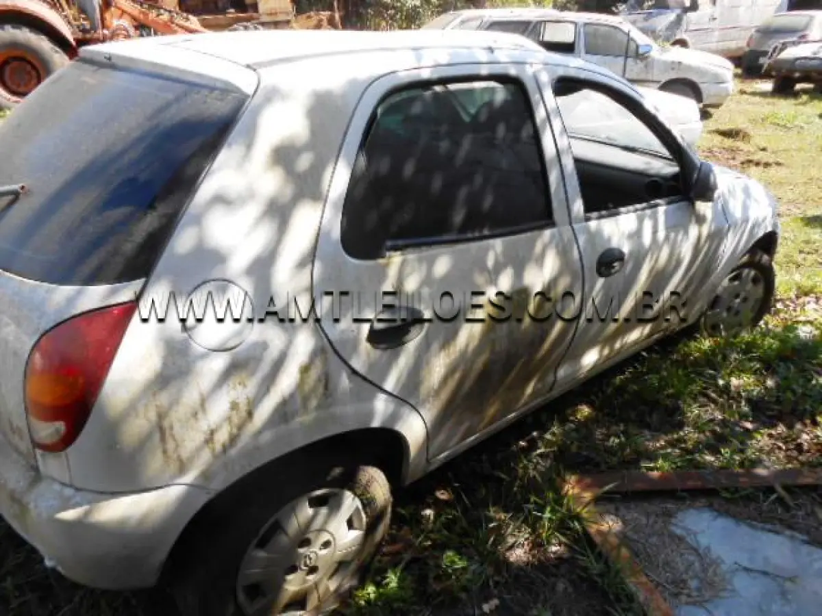 LOTE 021 - MARCA/MODELO: GM/CELTA 4P SUPER; ANO/MODELO: 2005/2006