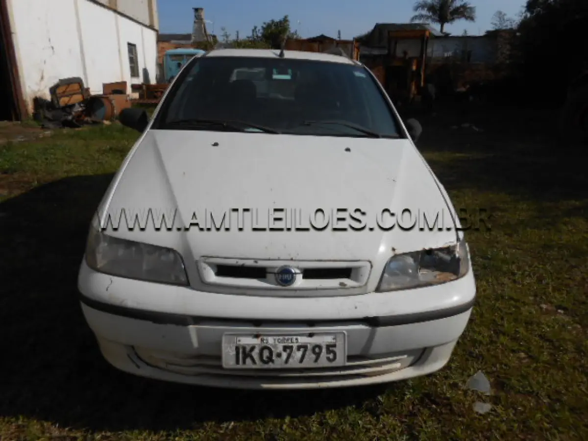LOTE 024 - MARCA/MODELO: FIAT/PALIO WEEKEND ELX; ANO/MODELO: 2002