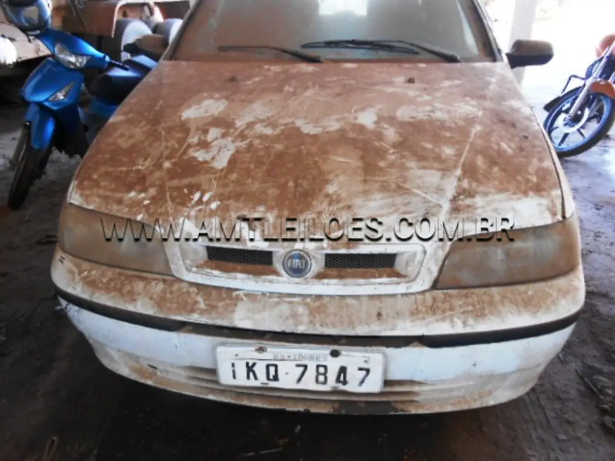 LOTE 025 - MARCA/MODELO: FIAT/PALIO WEEKEND ELX; ANO/MODELO: 2002