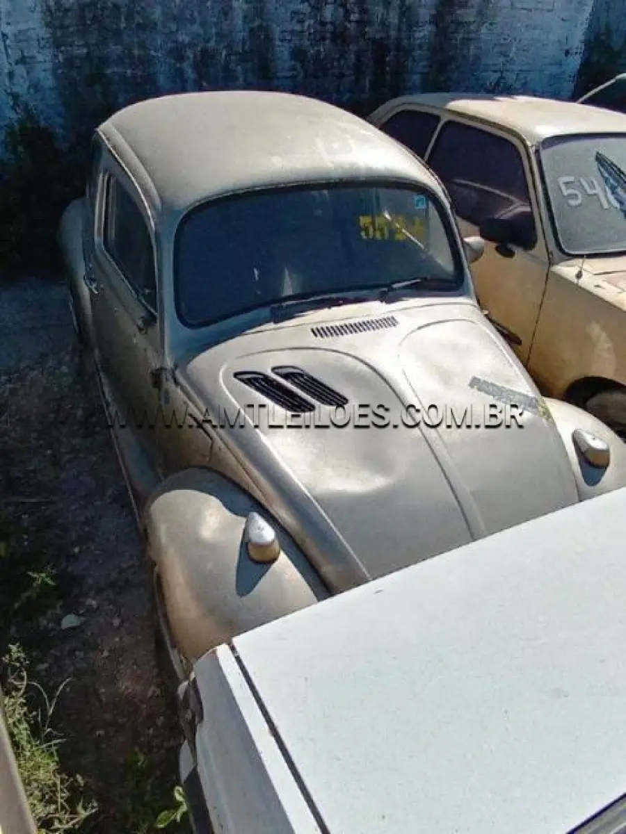 LOTE 552 - SUCATAS: GM/CHEVETTE, ANO: 1981/1981, PLACA: IEA0110; VW/FUSCA 1300 L (+), ANO: 1979/1980, PLACA: IHY4867; VW/VOYAGE GL (+), ANO: 1989/1989, PLACA: IBV7841; VW/GOL CL (+), ANO: 1991/1992, PLACA: LJQ4069; GM/CELTA (+), ANO: 2000/2001, PLACA: IJT1590