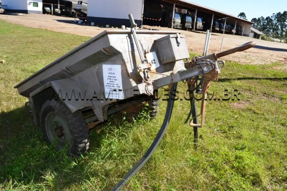 LOTE 062 - REBOQUE, VTNE CARGA ANFÍBIA/ MARCA SANVAS, MODELO MK 250W, ¼ Ton, 2 RODAS ANO: 1974 CHASSI: 070075