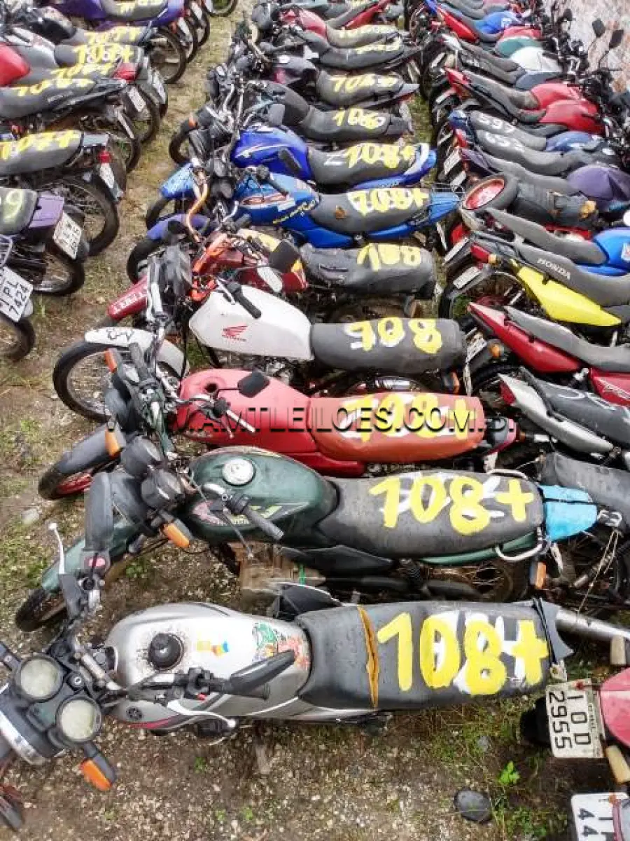 LOTE 108 - SUCATAS: HONDA/TURUNA 125, ANO: 1986/1986, PLACA: ICJ0232; HONDA/CG 125, ANO: 1983/1984, PLACA: LXC3001; HONDA/CG 125 TITAN (+), ANO: 1995/1995, PLACA: ICV7029; HONDA/CG 125 TITAN KS (+), ANO: 1999/2000, PLACA: IJH1828; HONDA/CG 125 TITAN KS (+), ANO: 2000/2000, PLACA: IJO1366; YAMAHA/YBR 125E (+), ANO: 2003/2004, PLACA: ILM2071; JTA/SUZUKI EN125 YES (+), ANO: 2008/2008, PLACA: IPL3390