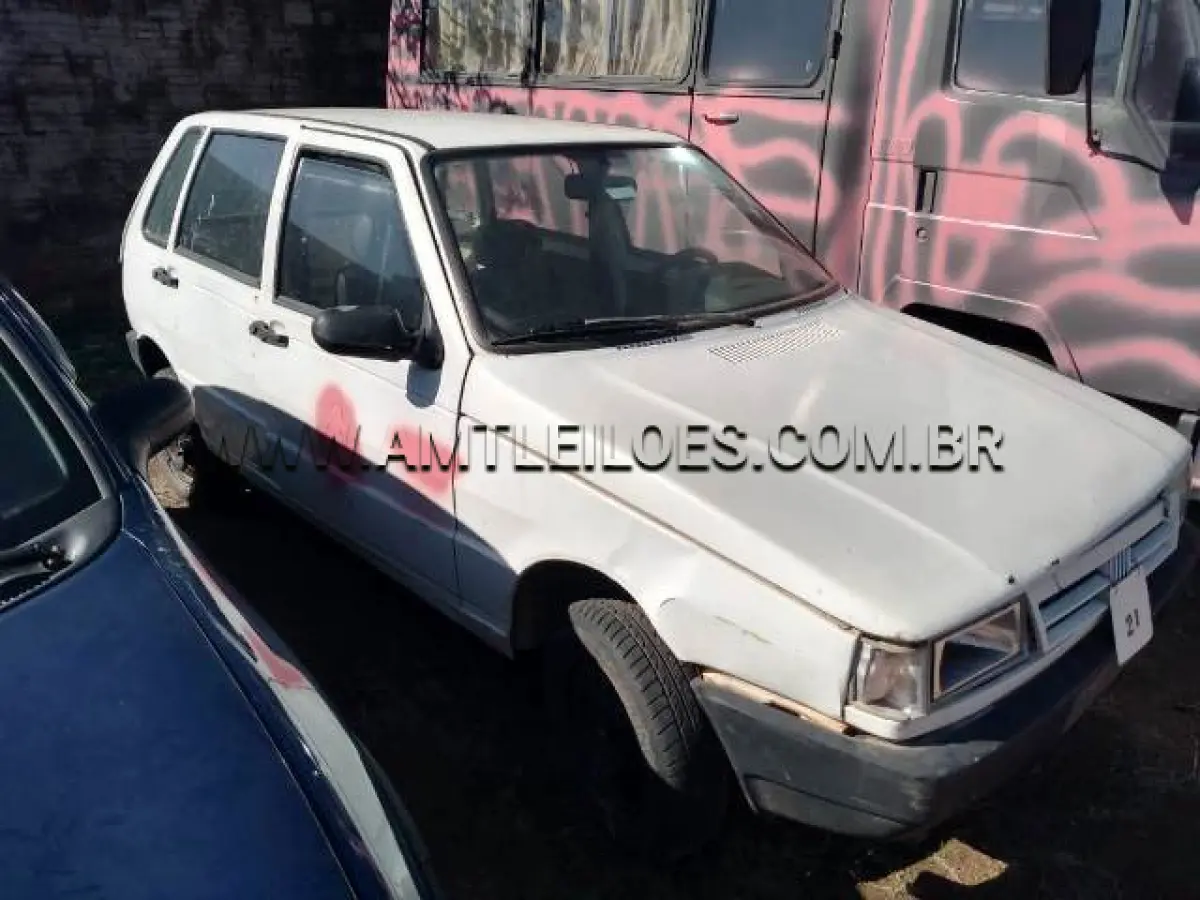 LOTE 021 - MARCA/MODELO: FIAT UNO / Mille SX, 05 Psg, 4 x 2
ANO: 1997/1998
CHASSI: 9BD146048V5961028
MOTOR: 146A70115279354