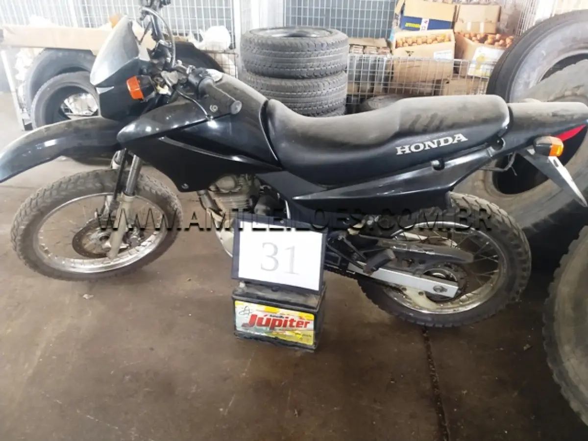 LOTE 031 - MOTOCICLETA EMP GE NRX 150 BROS 02PSG 2X1 HONDA, ANO 2003, PLACA: ILO 0889