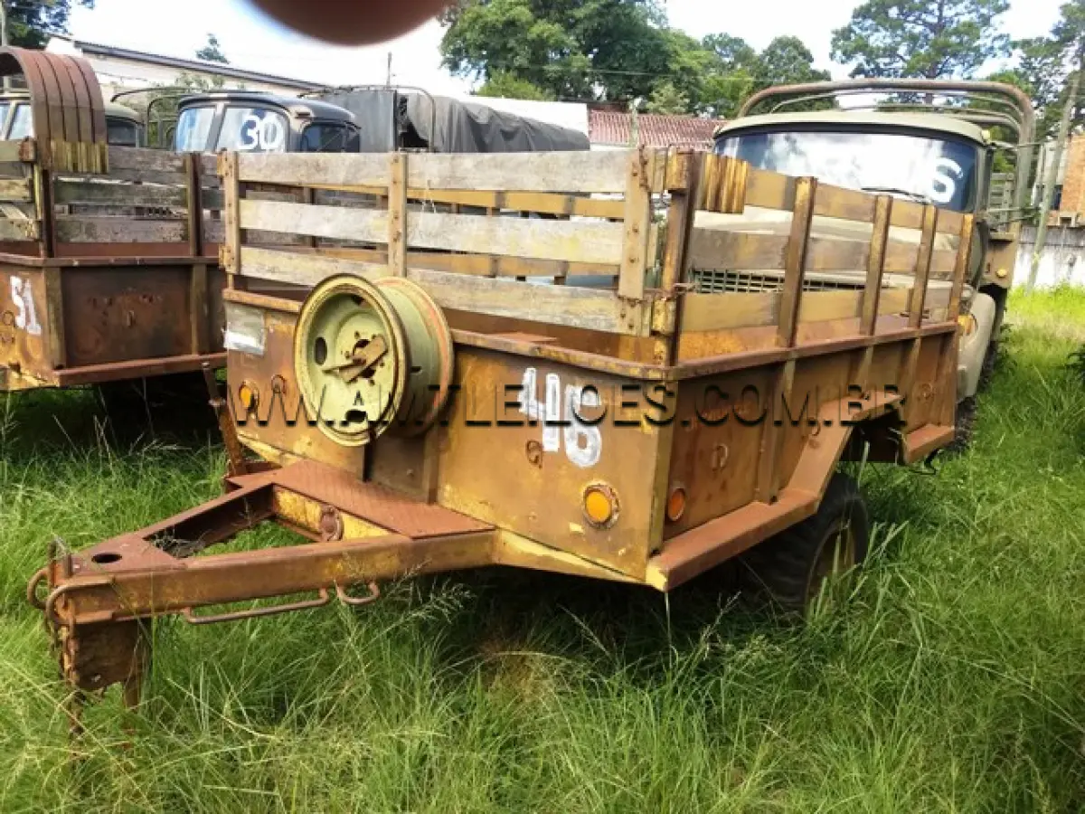 LOTE 046 - REBOQUE CARGA EMP GE 11660 3/4T 2R RODOVIÁRIA 1977