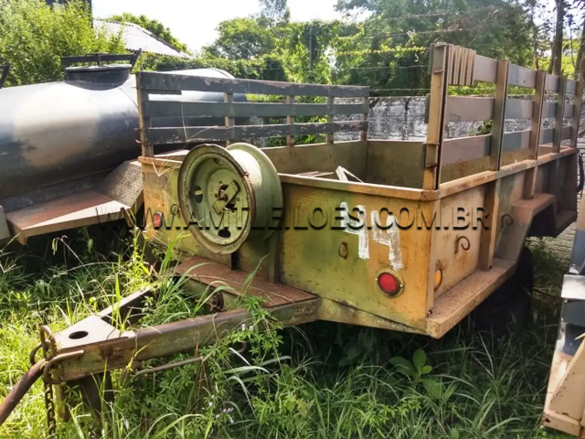 LOTE 044 - REBOQUE CARGA EMP GE 11660 3/4T 2R RODOVIÁRIA 1977