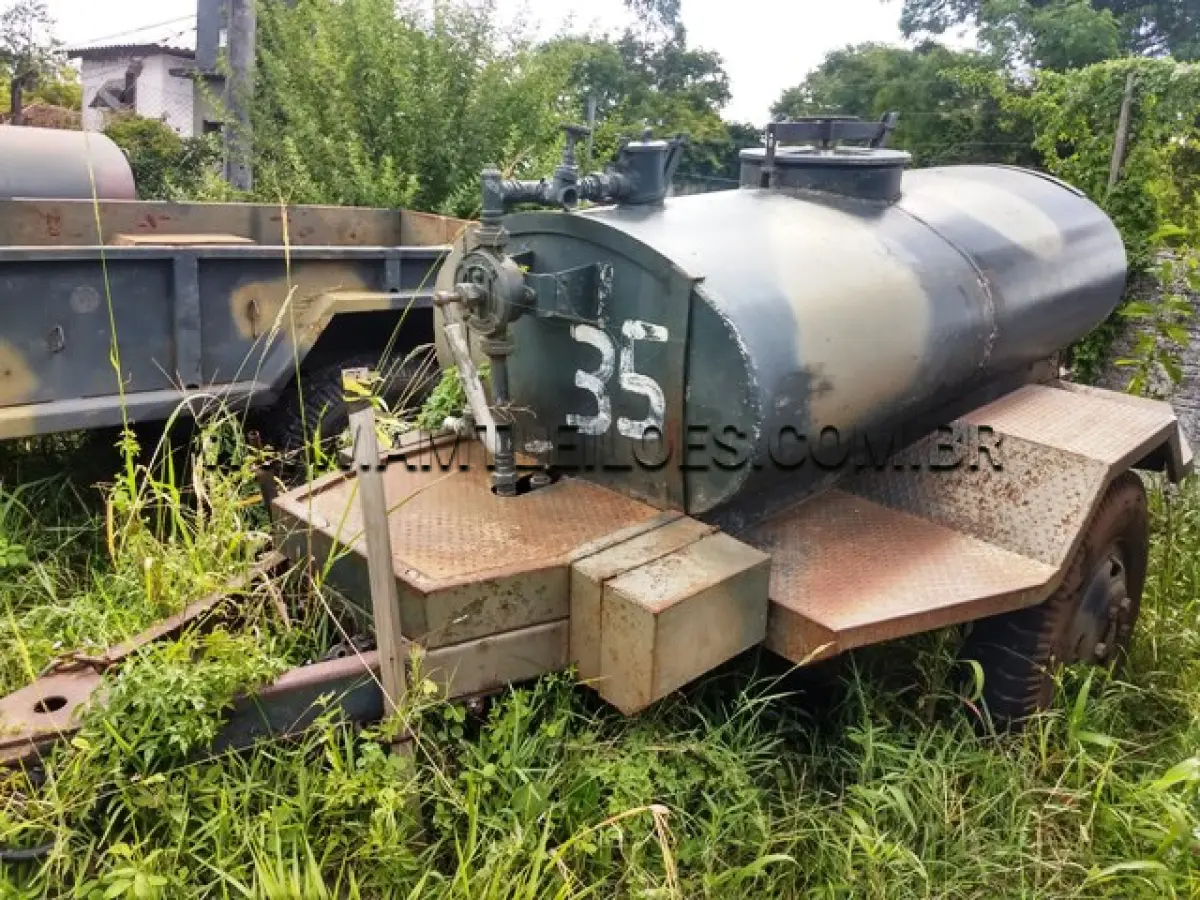 LOTE 035 - REBOQUE CISTERNA ÁGUA FREIO AR COMP RSE-2040 1500L 2R RODOVIÁRIA, ANO 1976