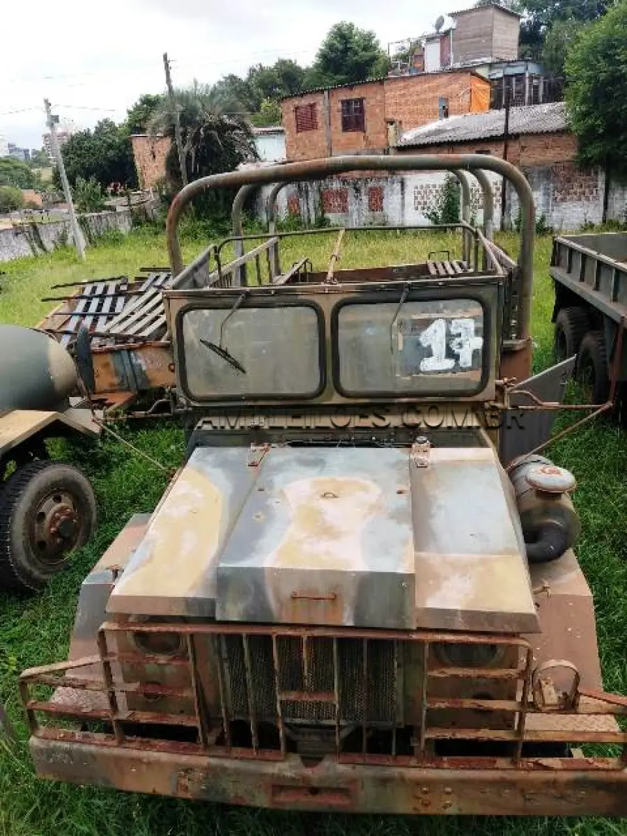 LOTE 017
