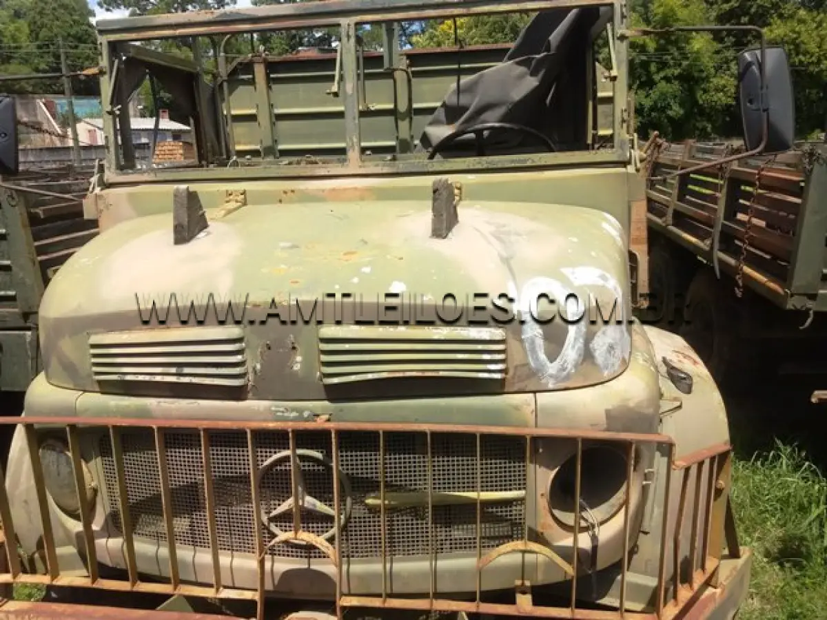 LOTE 002 - CAMINHÃO MERCEDES BENZ LG1519 5T, OD, 6X6, BOOMERANG, ANO 1975