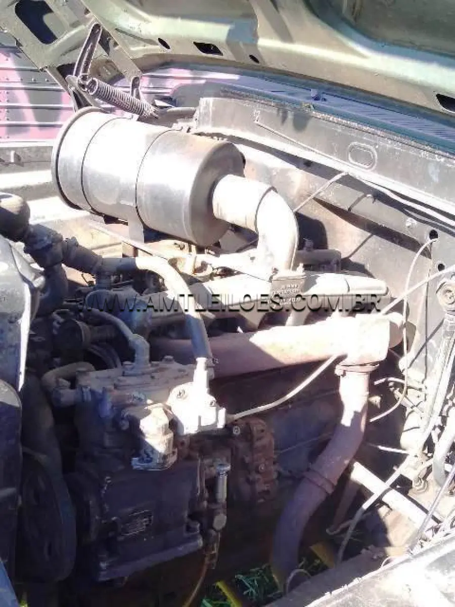 LOTE 016 - MARCA/MODELO: CAMINHÃO FORD/ F14000, 4 x 2
ANO: 1990
CHASSI: 9BFXXXLM5LDB33778                                
MOTOR: nº CL439E902/6