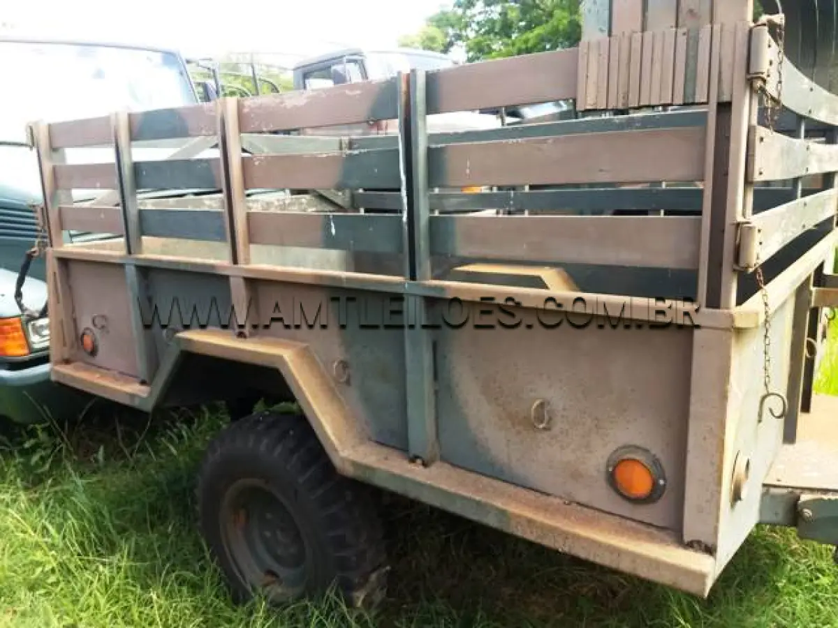 LOTE 048 - REBOQUE CARGA EMP GE 11660 3/4T 2R RODOVIÁRIA 1977