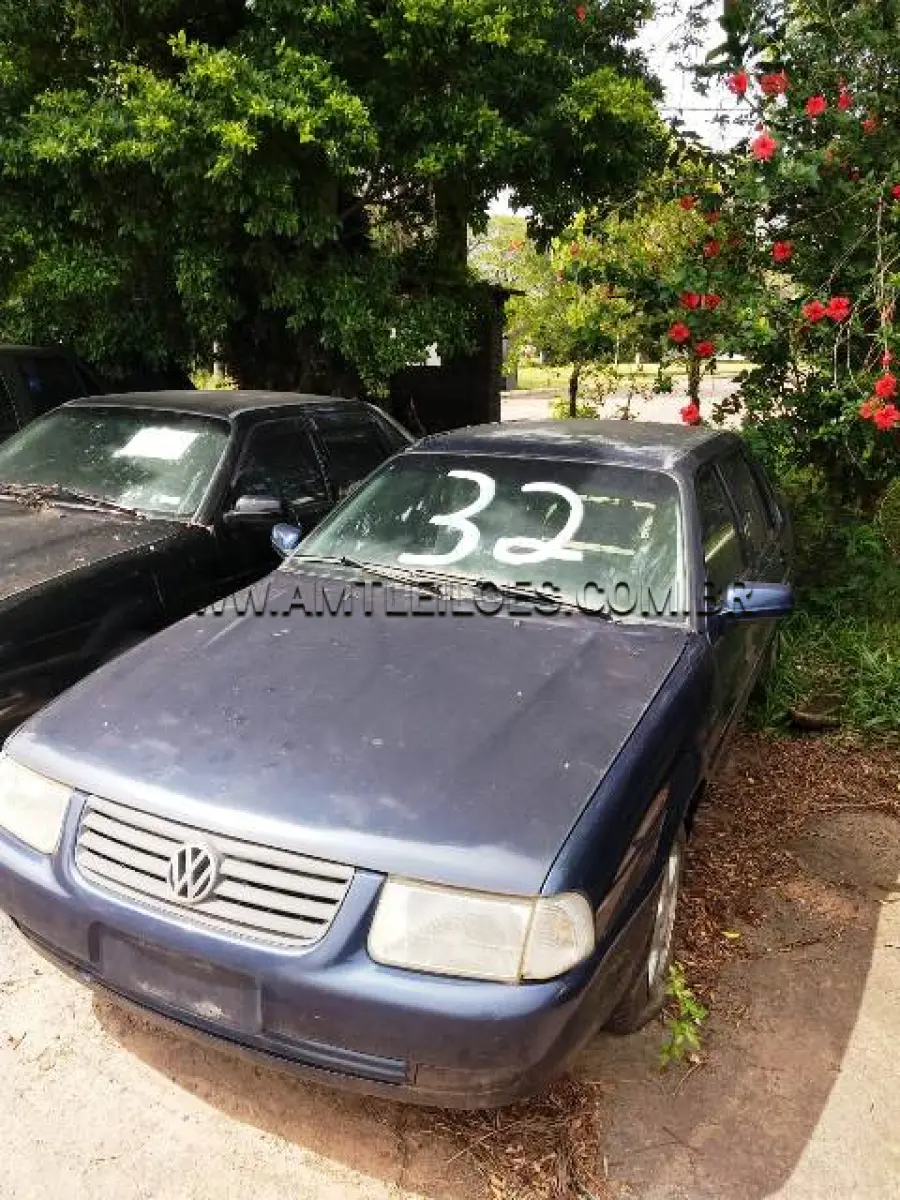 LOTE 032 - VW/SANTANA 2.0 MI 05PSG 4X2, ANO 2004, PLACA: IMB 7795