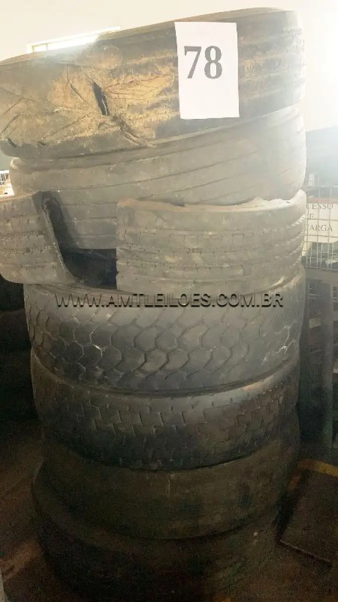 LOTE 078 - MARCA/MODELO: 03 PNEUS 275/80 R22,5 ; 07 PNEUS 295/80 R22,5