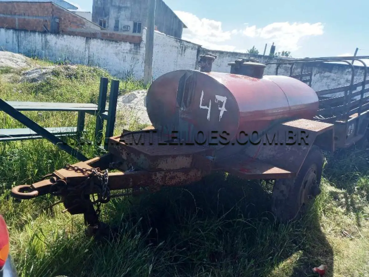 LOTE 047 - MARCA/MODELO: CISTERNA ÁGUA KWT 1500L 2R PONTAL