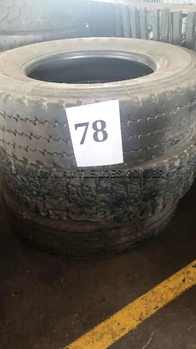 LOTE 078 - MARCA/MODELO: 03 PNEUS 275/80 R22,5 ; 07 PNEUS 295/80 R22,5