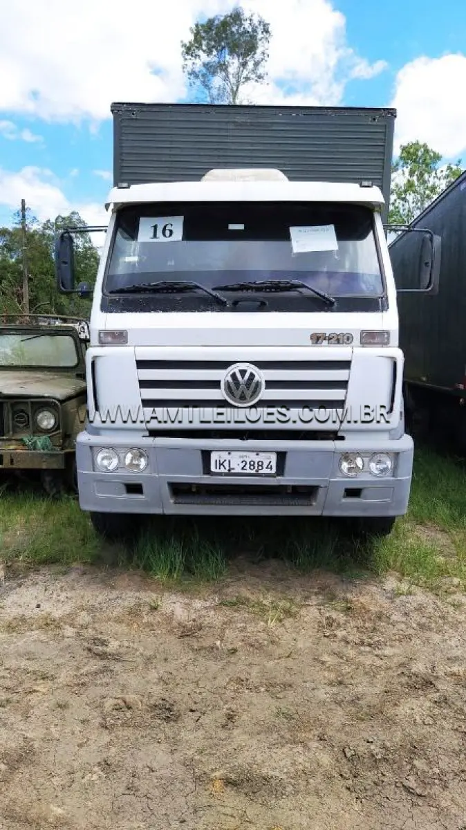 LOTE 016 - MARCA/MODELO: VW FURGÃO 17.210 15T 4X2