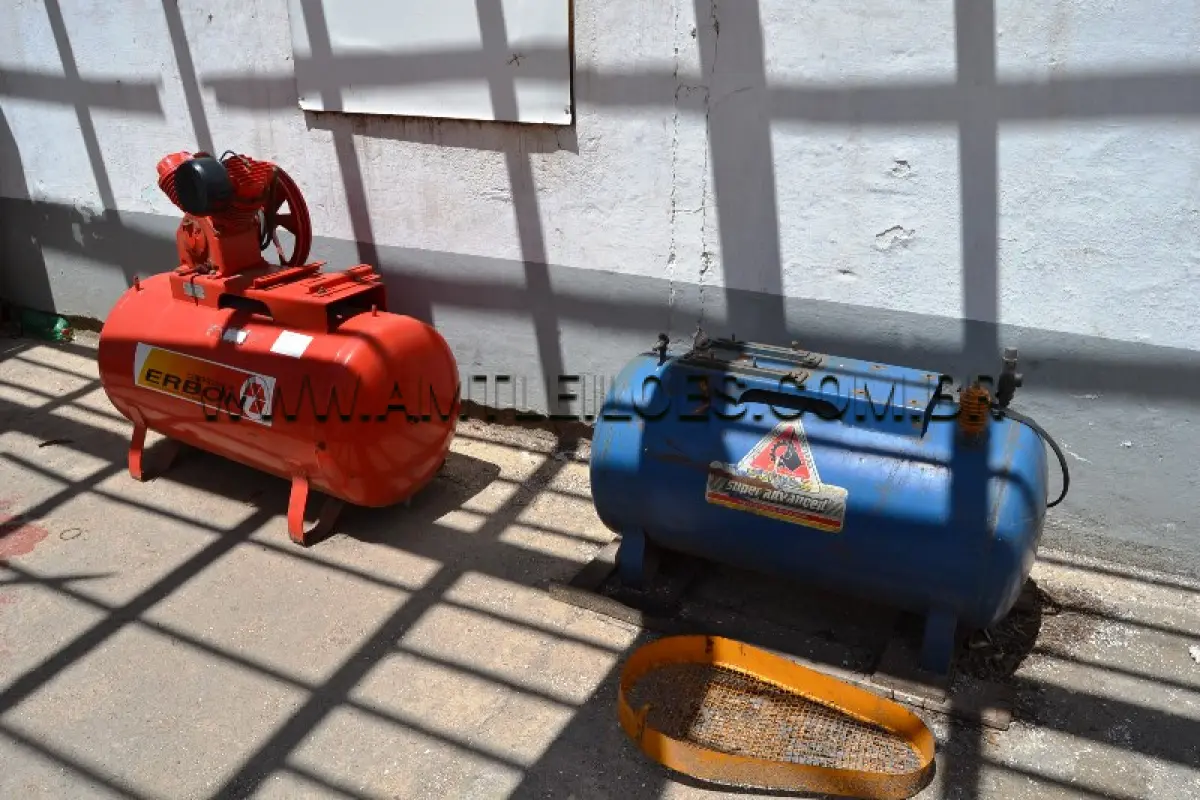 LOTE 01 - SUCATA DE FERRO COM PESO APROXIMADO DE 6.000 KG