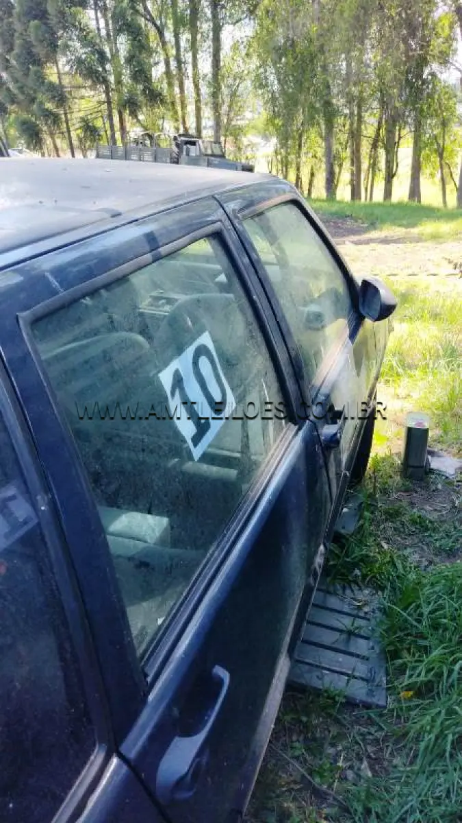 LOTE 010 - MARCA/MODELO: AUTOMÓVEL FIAT UNO MILLE FIRE 1.0