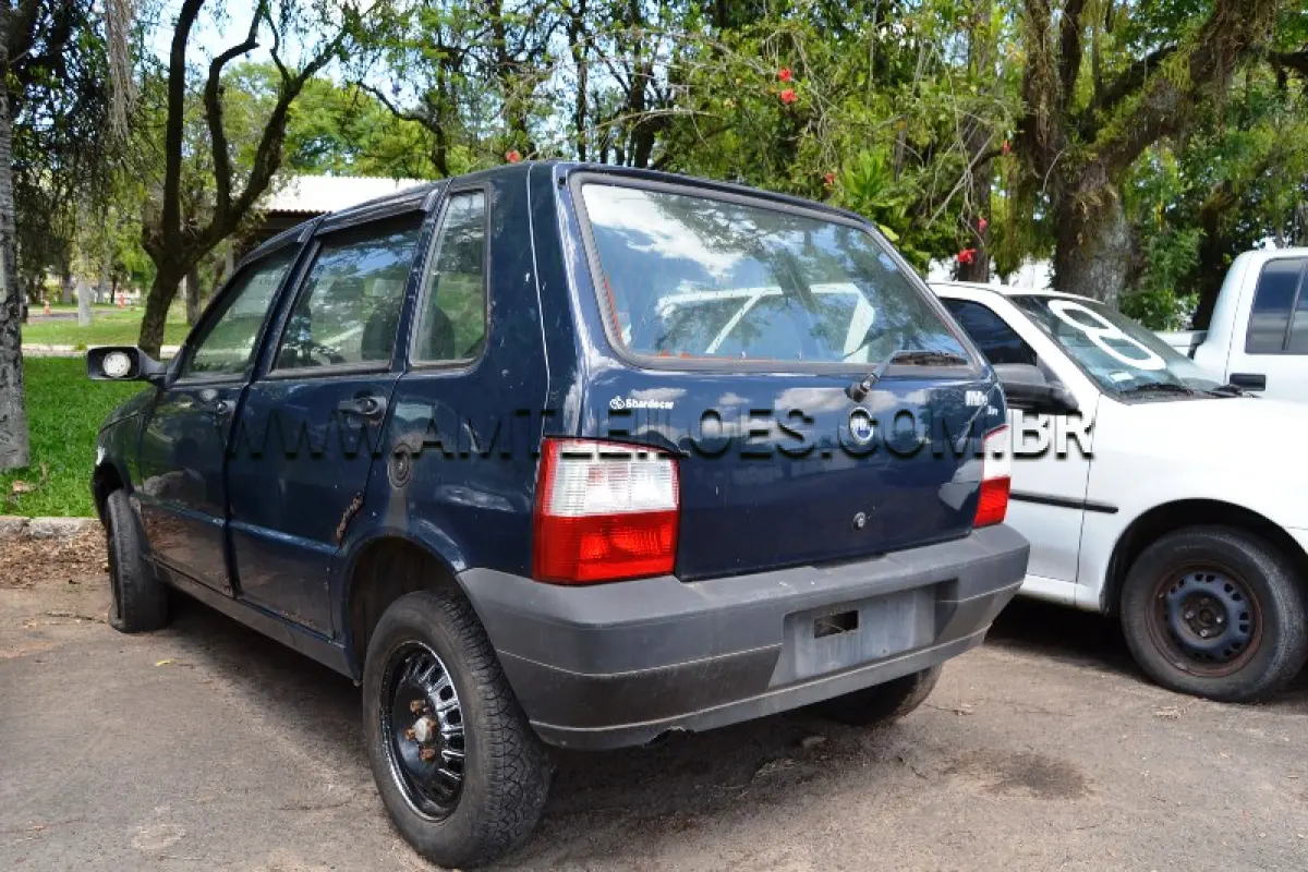 LOTE 005 - MARCA/MODELO: AUTOMÓVEL FIAT UNO MILLE FIRE
