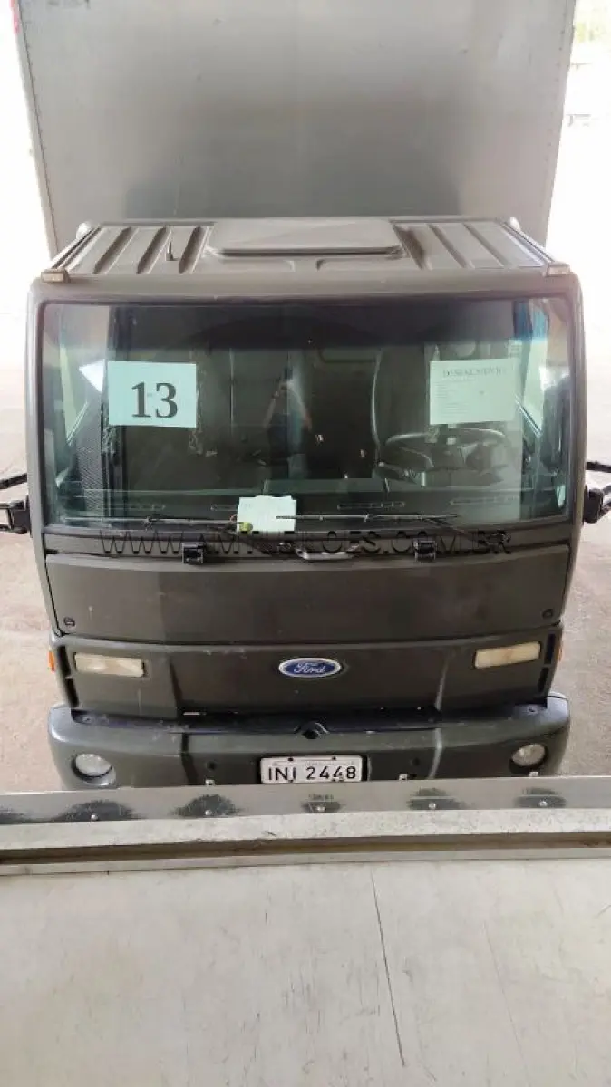 LOTE 013 - MARCA/MODELO: BAÚ EMP GE FORD CARGO 1317E  