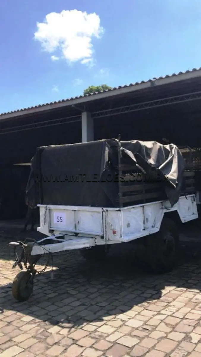 LOTE 055 - MARCA/MODELO: CARGA EMP GE FREIO AR COMP 12040 1 ½ TON 2R RODO 