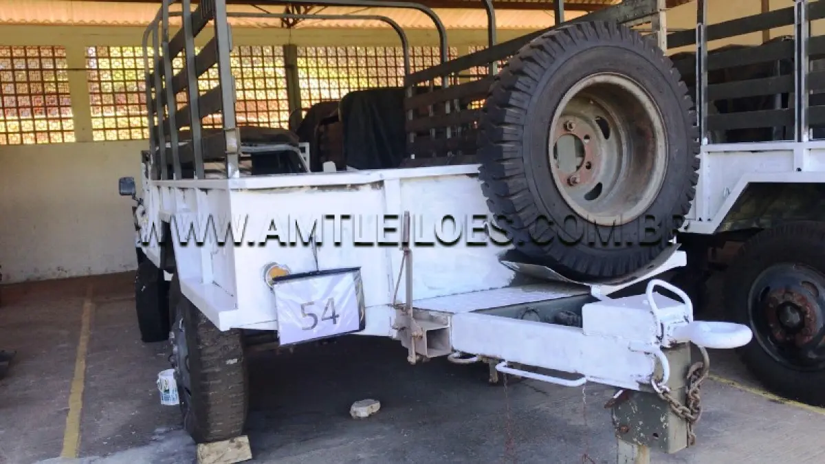 LOTE 054 - MARCA/MODELO: CARGA EMP GE FREIO AR COMP 12040 1 ½ TON 2R RODO  